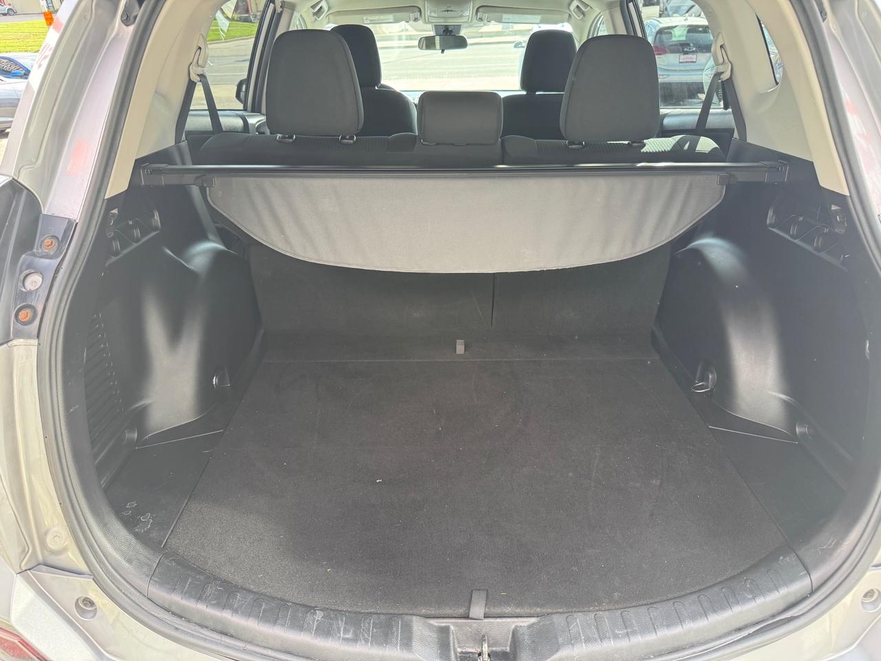 2018 Toyota RAV4 LE AWD | Accident Free | Back up Camera | Heated Seats Photo