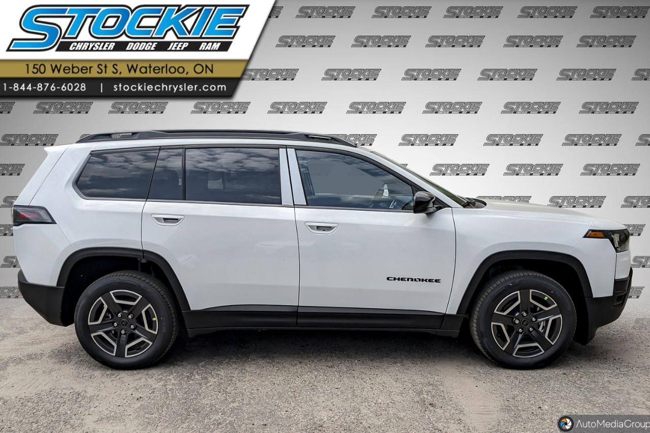 2026 Jeep Cherokee LAREDO 4x4 Photo5