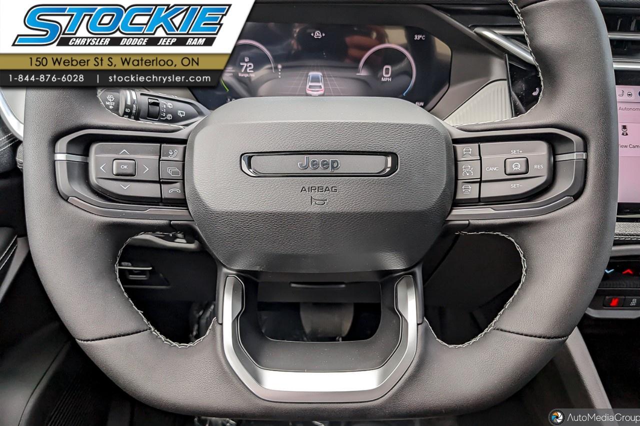 2026 Jeep Cherokee LAREDO 4x4 Photo