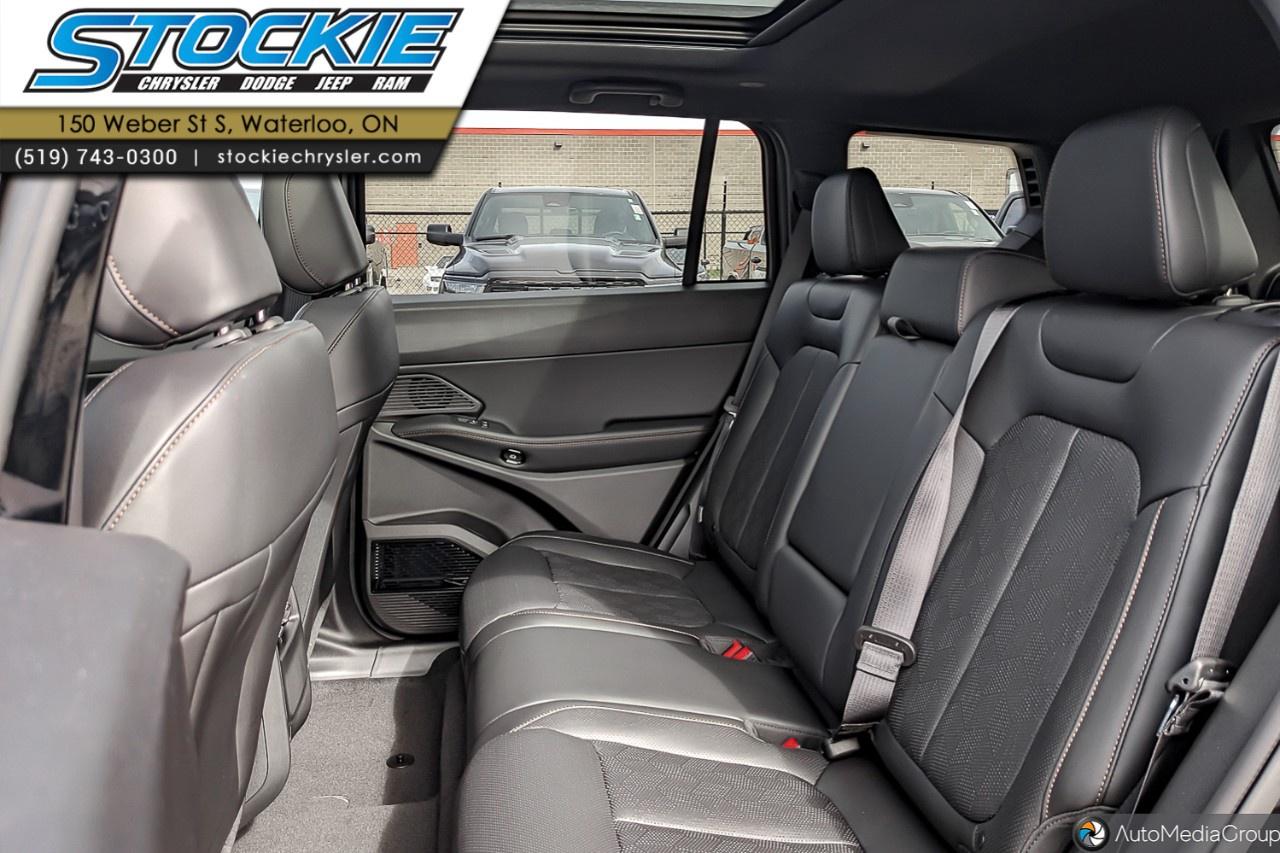 2026 Jeep Cherokee Overland 4x4 Photo