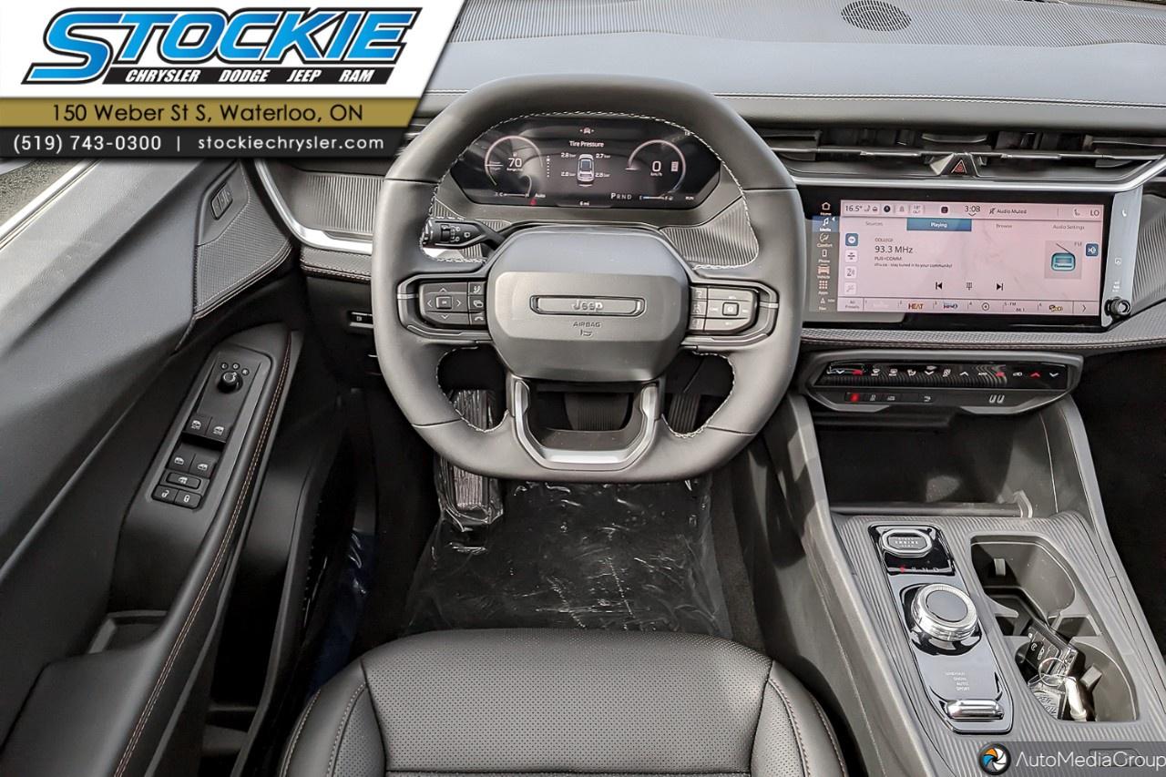 2026 Jeep Cherokee Overland 4x4 Photo
