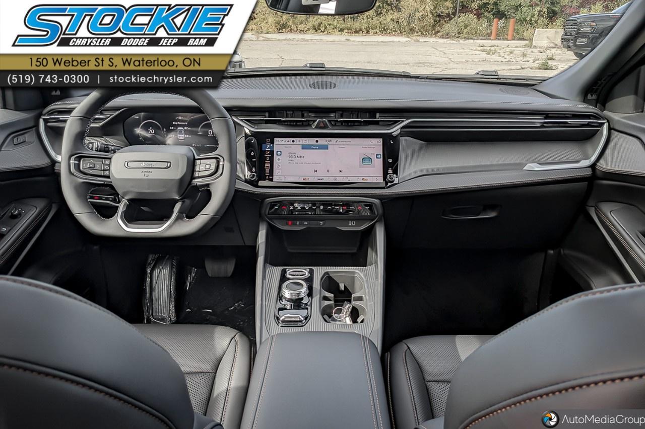 2026 Jeep Cherokee Overland 4x4 Photo