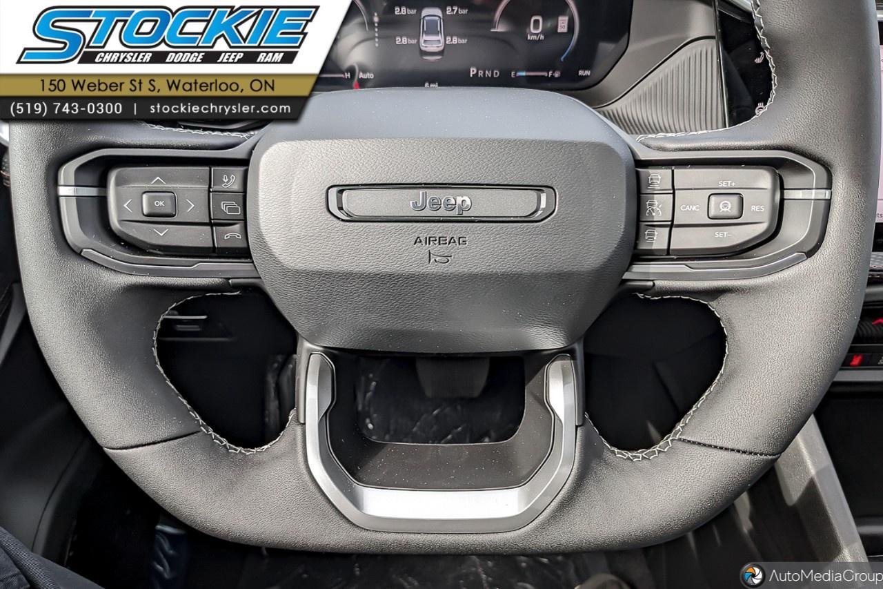 2026 Jeep Cherokee Overland 4x4 Photo