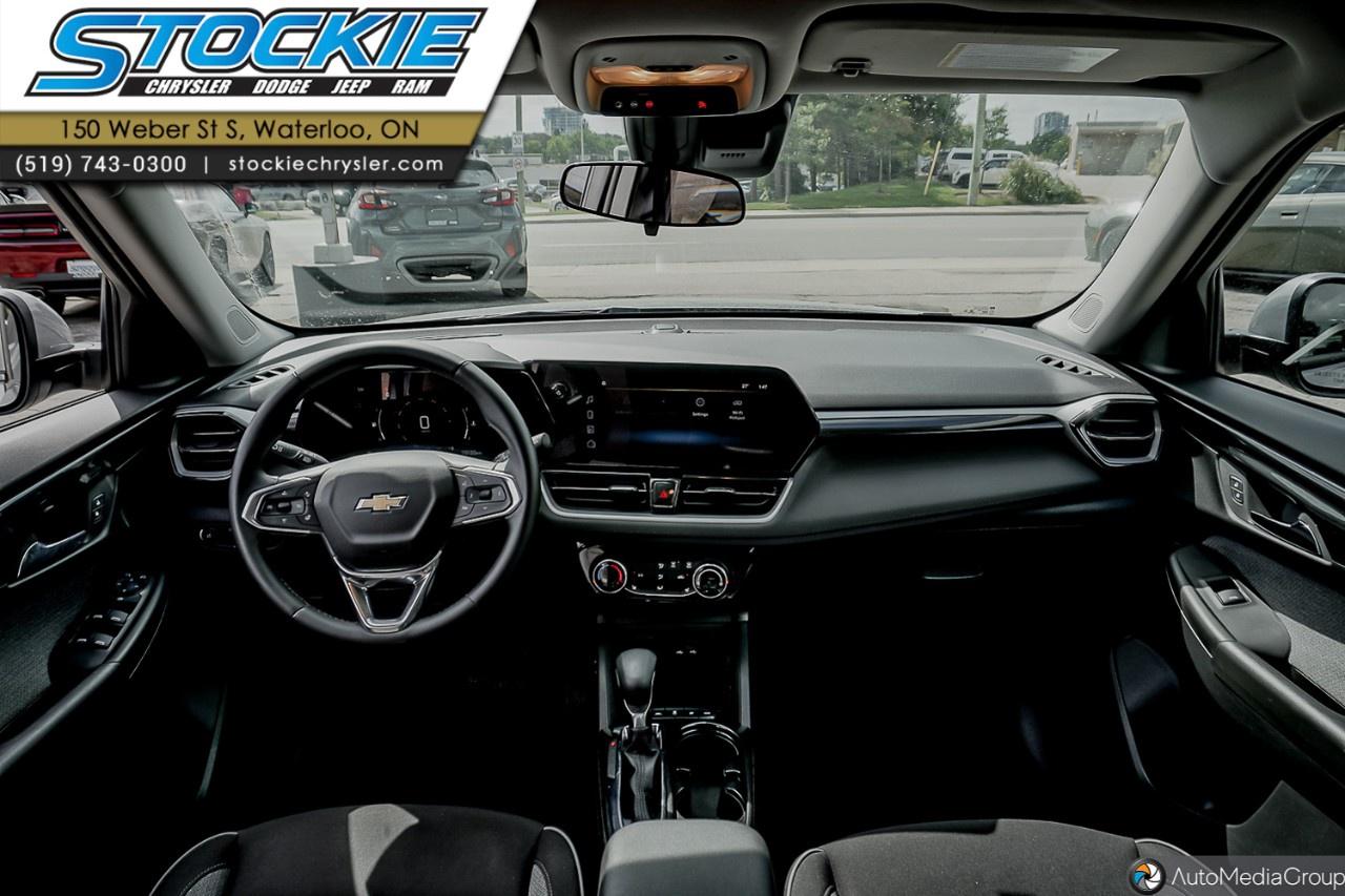 2024 Chevrolet TrailBlazer AWD 4dr LT Photo
