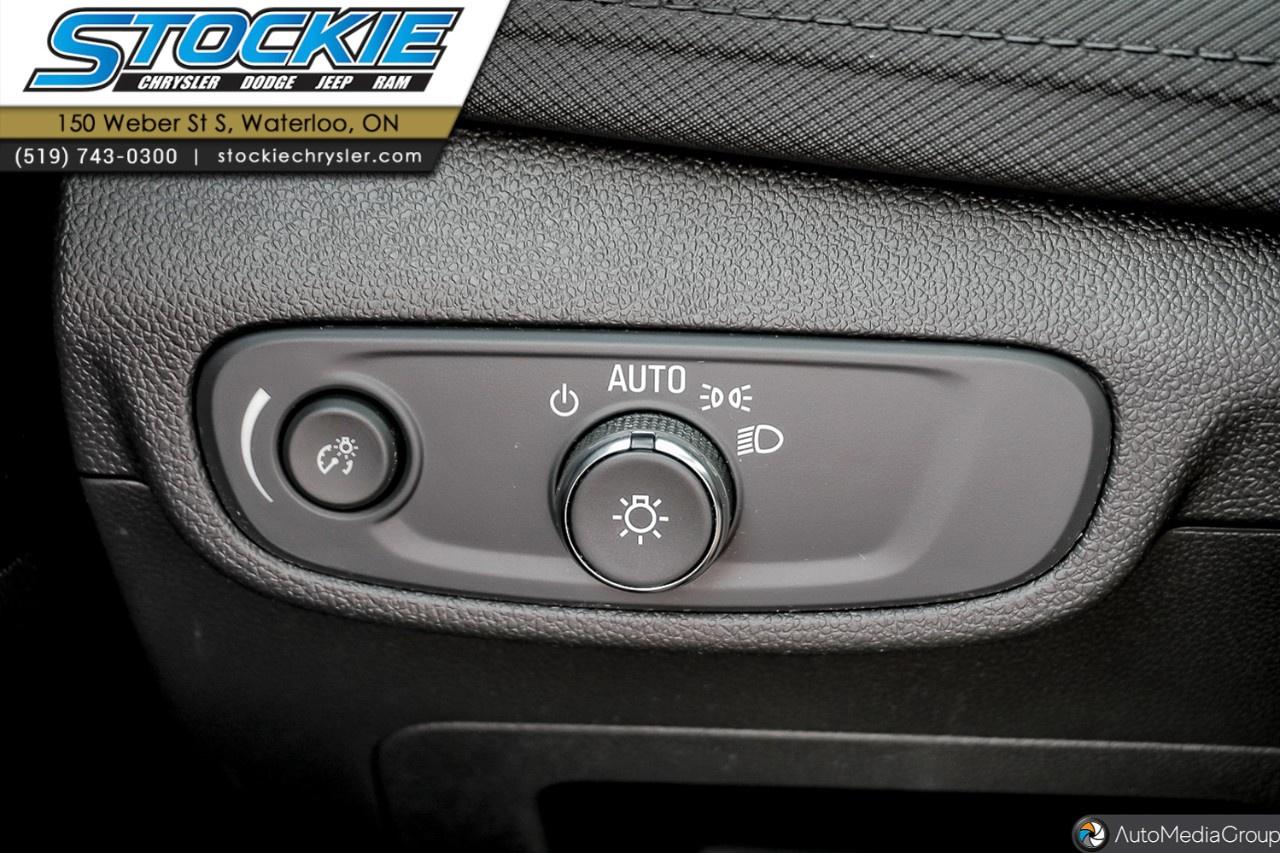 2024 Chevrolet TrailBlazer AWD 4dr LT Photo