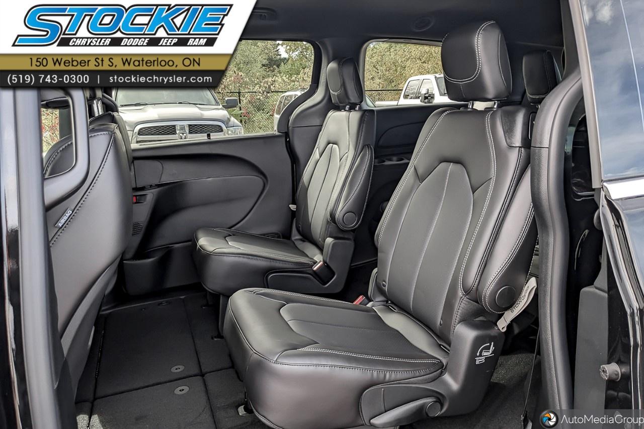 2027 Dodge Grand Caravan SXT 2WD Photo