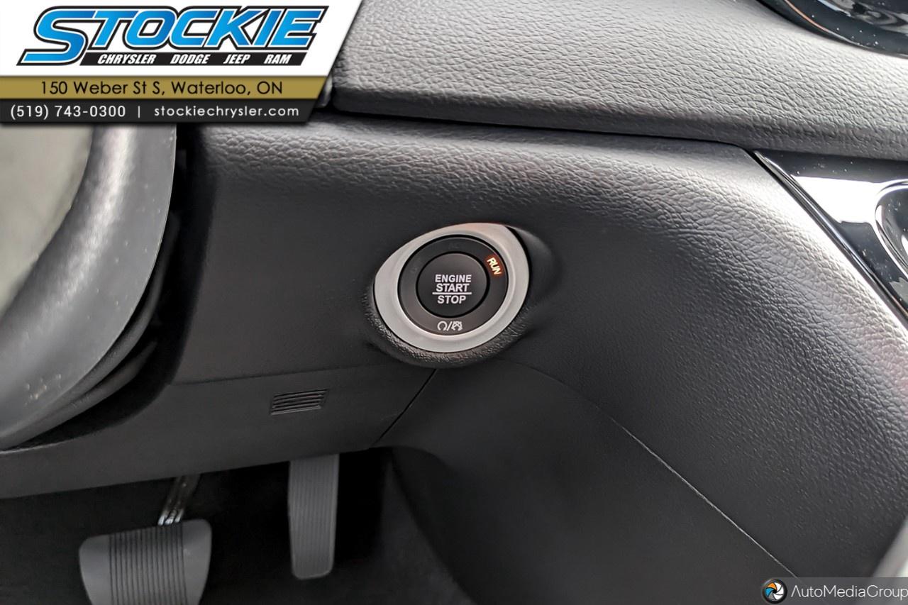 2027 Dodge Grand Caravan SXT 2WD Photo