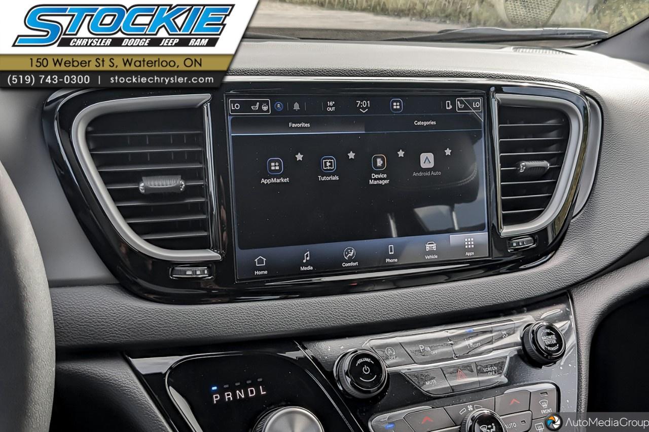 2027 Dodge Grand Caravan SXT 2WD Photo