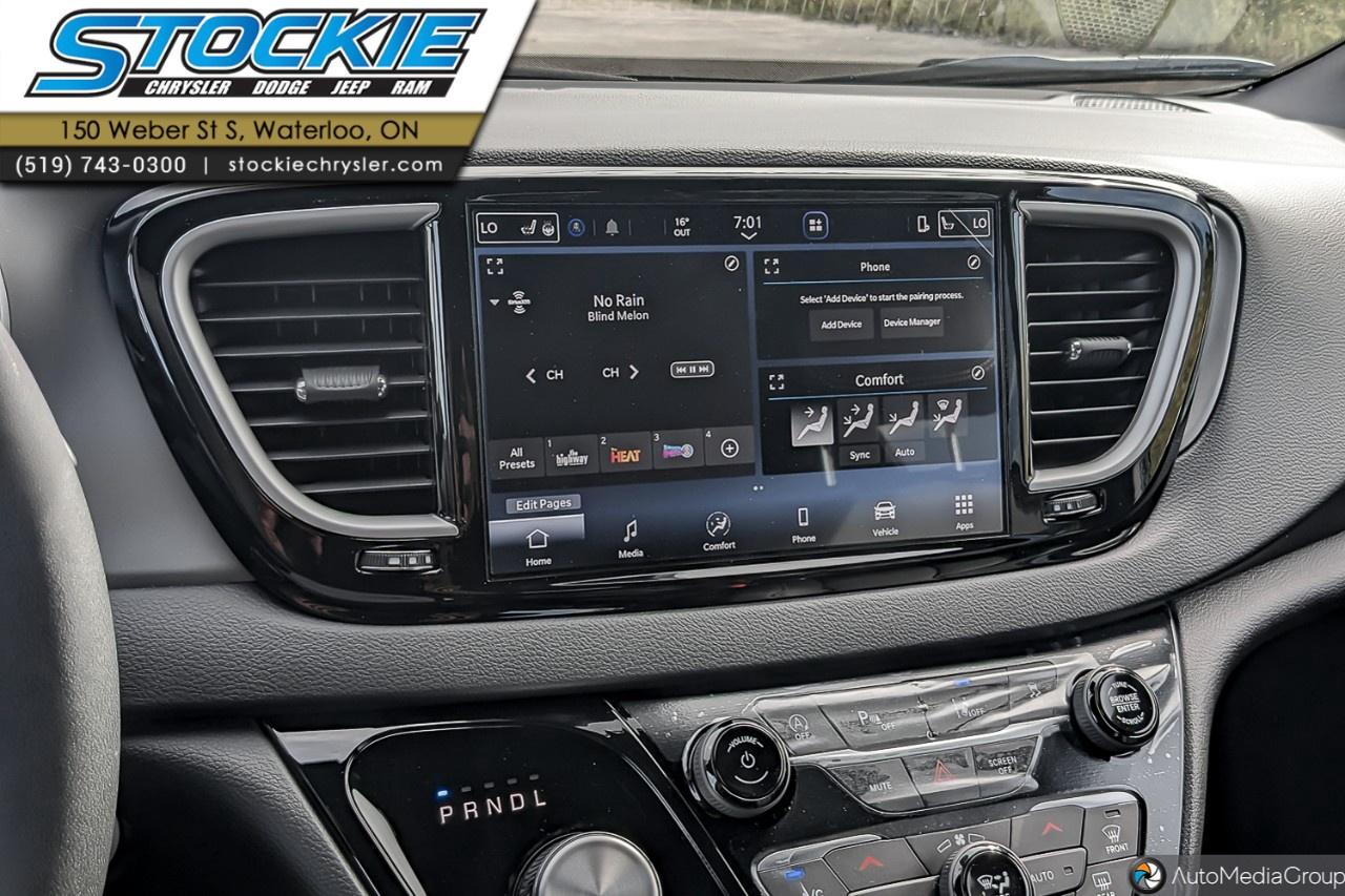 2027 Dodge Grand Caravan SXT 2WD Photo