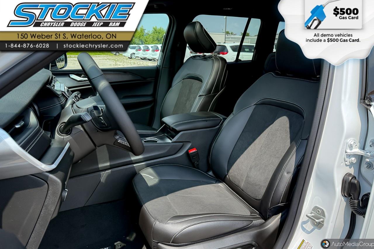 2025 Jeep Grand Cherokee ALTITUDE 4X4 Photo