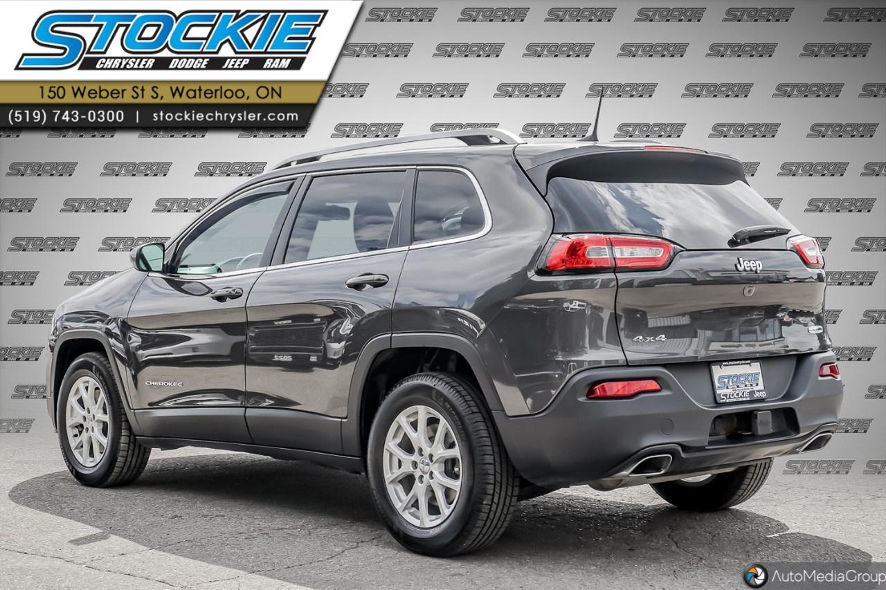 2016 Jeep Cherokee 4WD 4dr North Photo