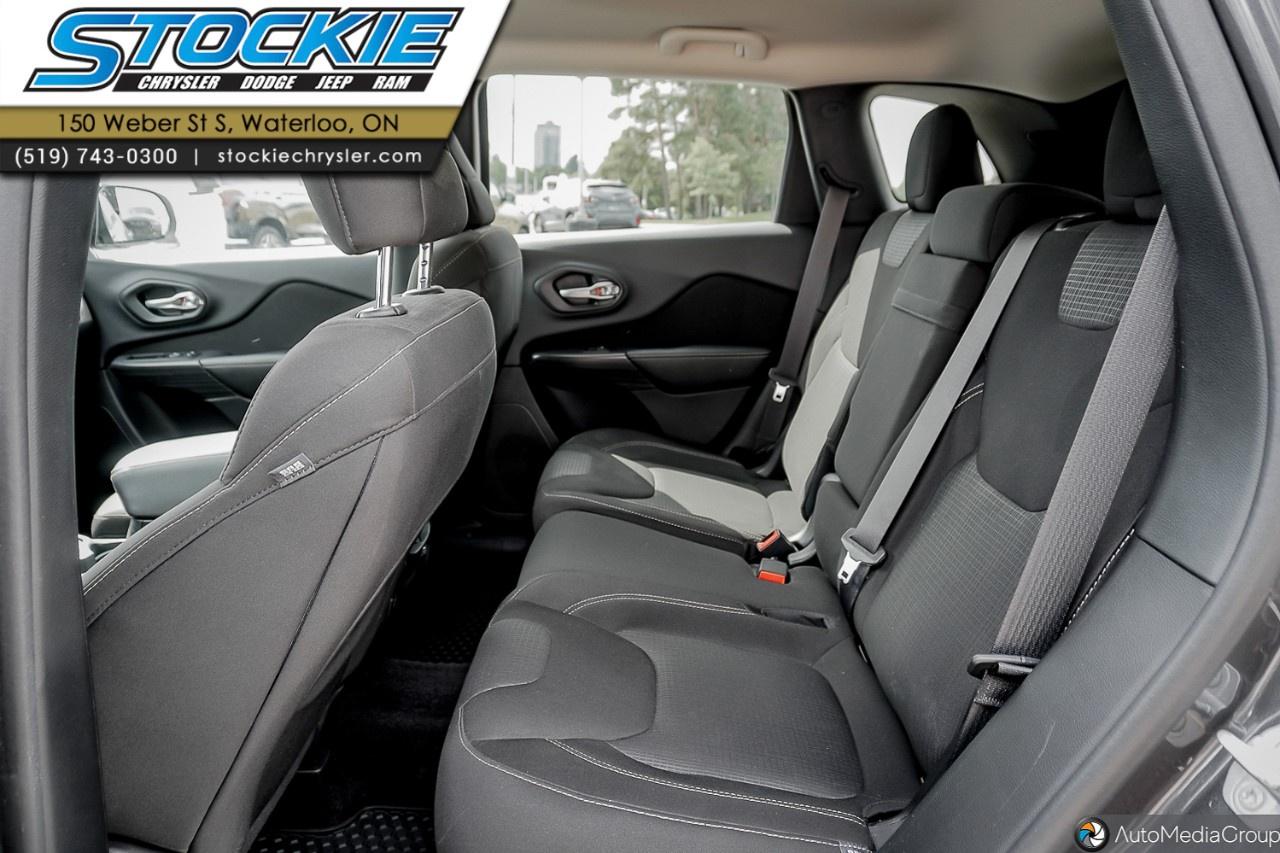 2016 Jeep Cherokee 4WD 4dr North Photo
