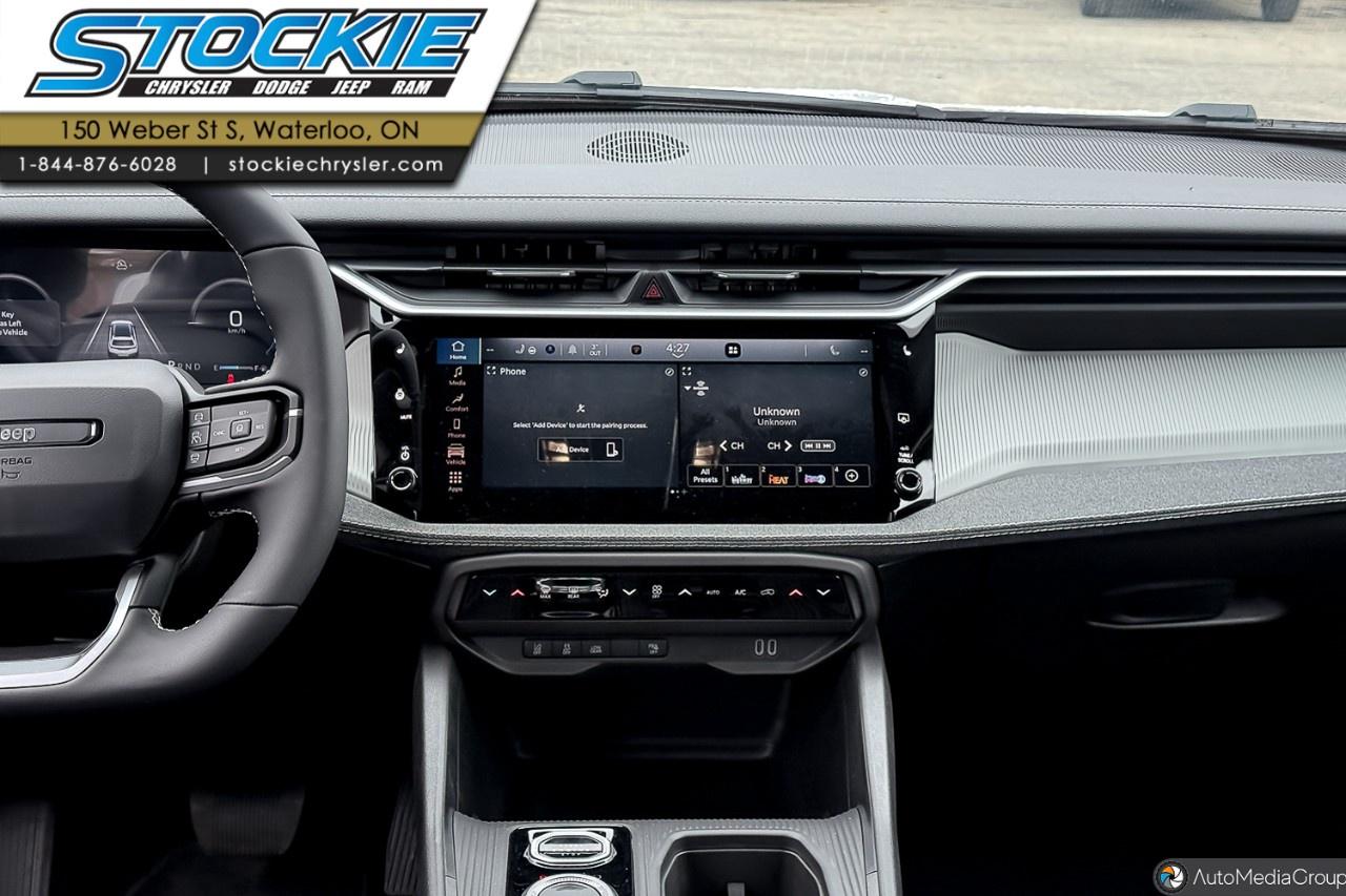 2026 Jeep Cherokee LAREDO 4x4 Photo