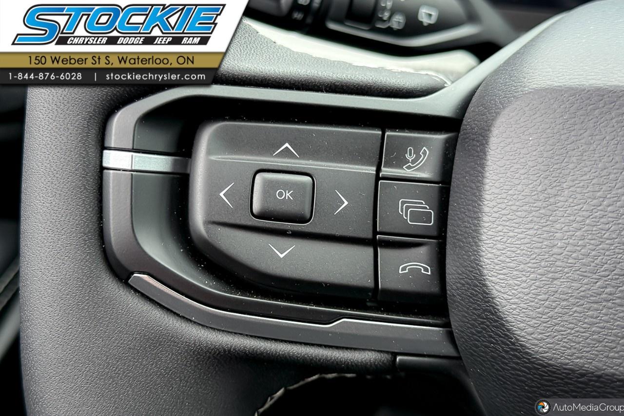 2026 Jeep Cherokee LAREDO 4x4 Photo