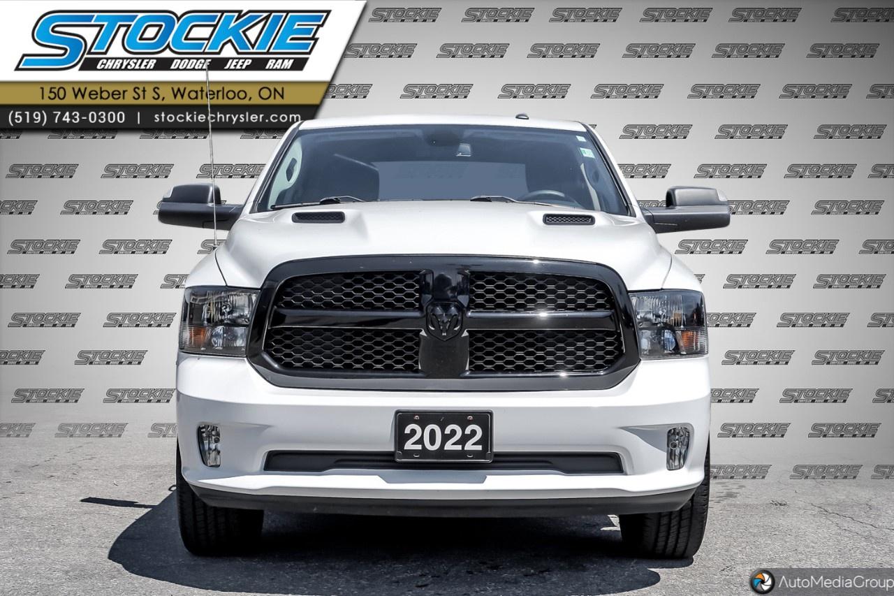 2022 RAM 1500 Classic EXPRESS 4X4 CREW CAB 5'7" BOX Photo
