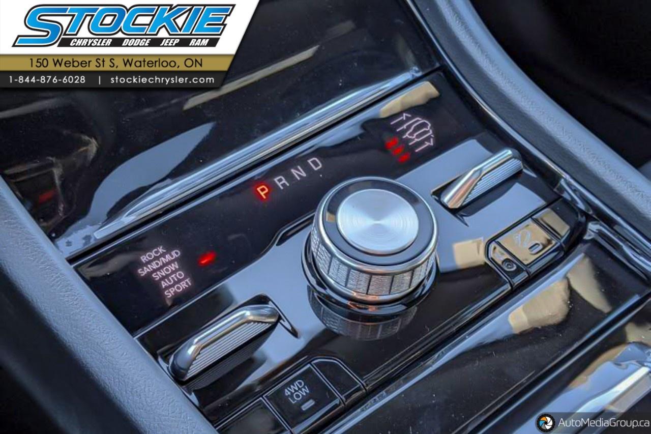 2023 Jeep Grand Cherokee 4xe Summit 4x4 Photo