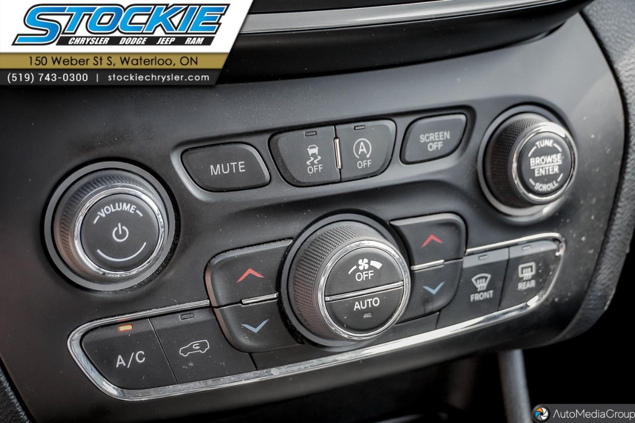 2021 Jeep Cherokee Altitude 4x4 Photo