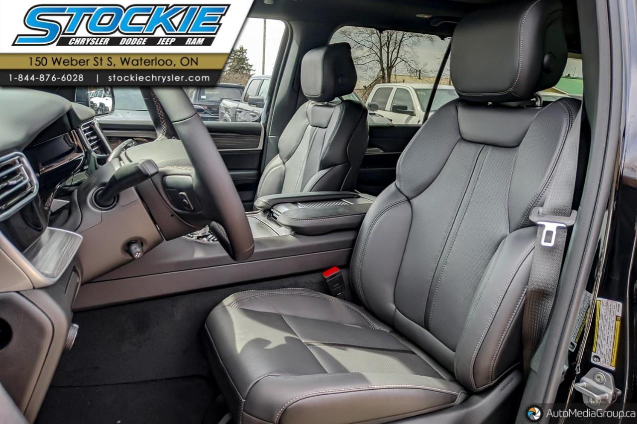 2023 Jeep Wagoneer L Series III 4x4 Photo