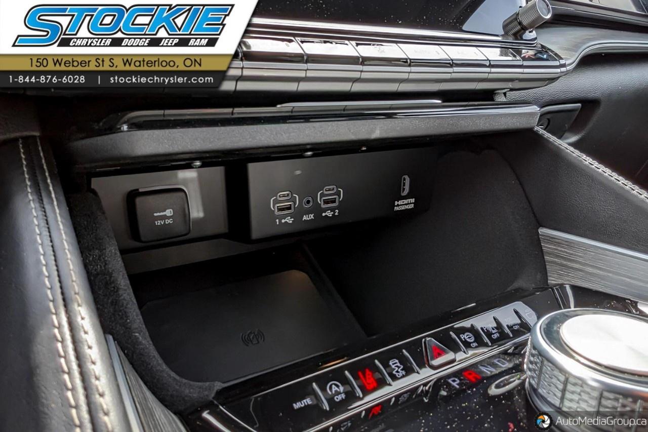2023 Jeep Wagoneer L Series III 4x4 Photo