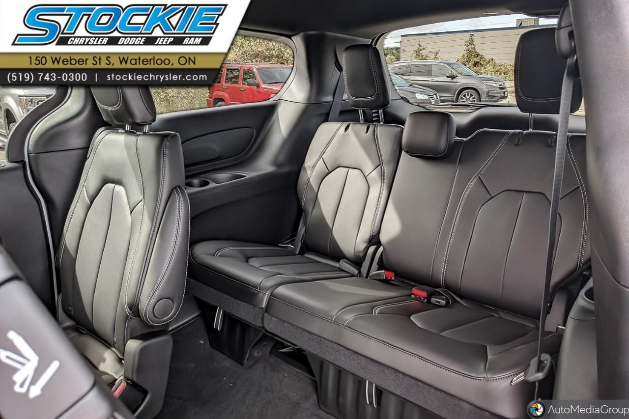 2027 Dodge Grand Caravan SXT 2WD Photo