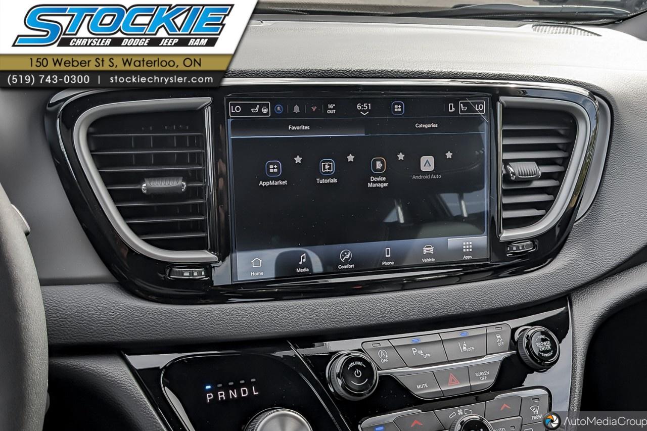 2027 Dodge Grand Caravan SXT 2WD Photo