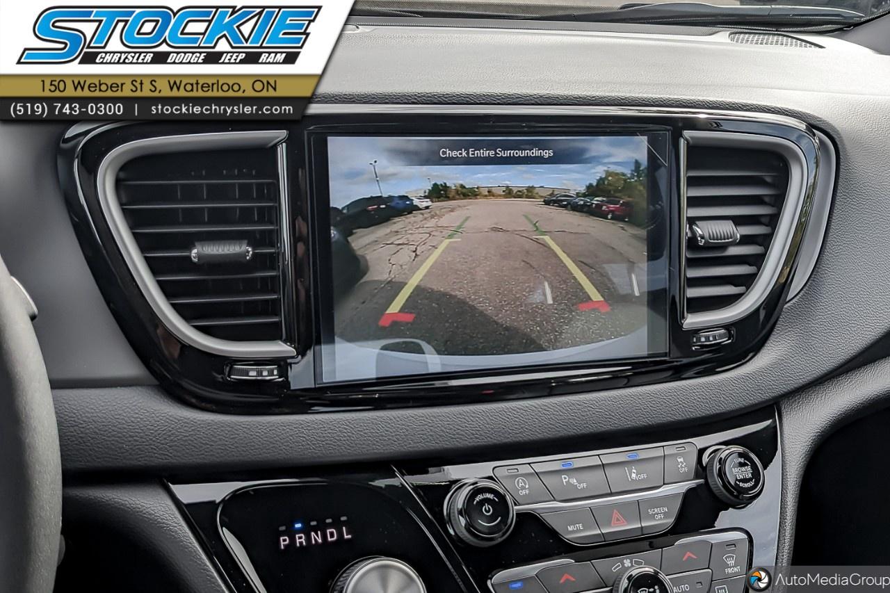2027 Dodge Grand Caravan SXT 2WD Photo