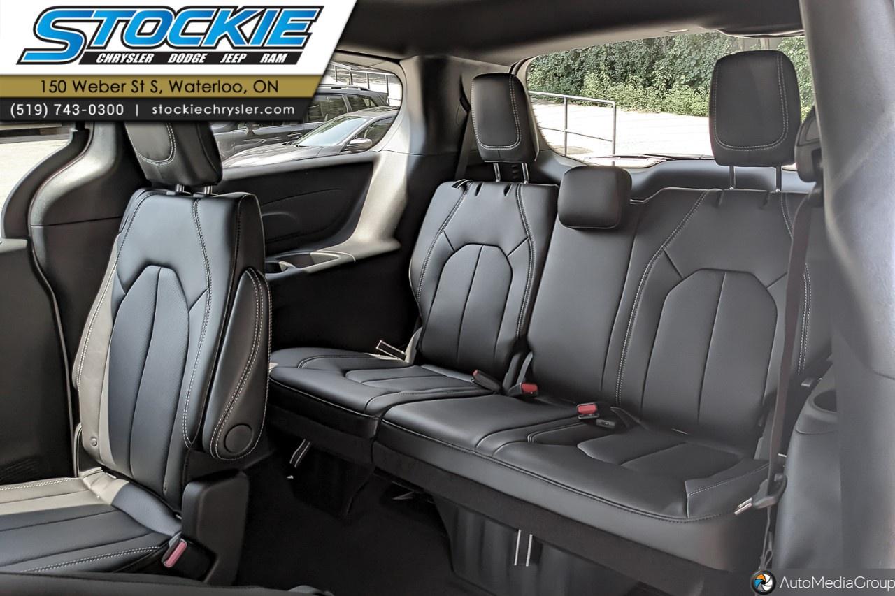 2027 Dodge Grand Caravan SXT 2WD Photo