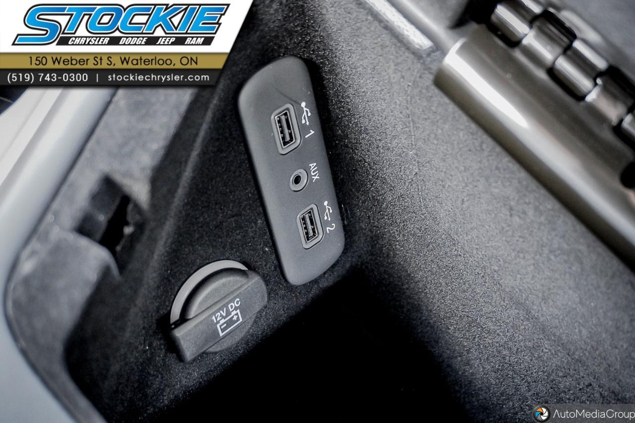 2023 Dodge Challenger Scat Pack 392 RWD Photo