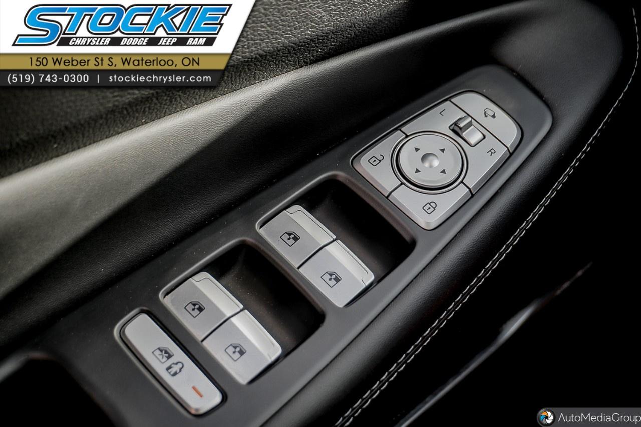 2021 Hyundai Santa Fe ULTIMATE CALLIGRAPHY AWD Photo