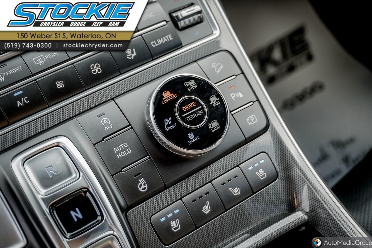 2021 Hyundai Santa Fe ULTIMATE CALLIGRAPHY AWD Photo