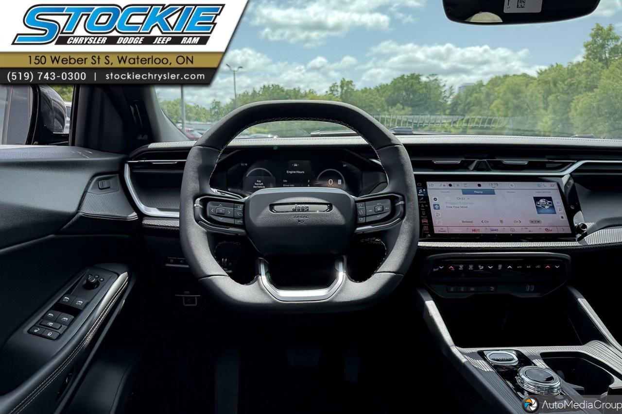 2026 Jeep Cherokee Overland 4x4 Photo