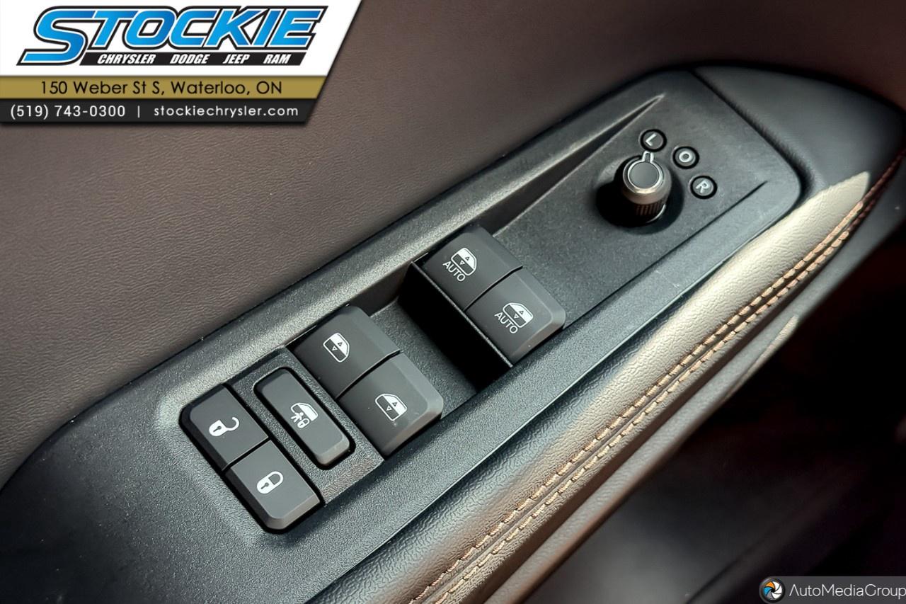 2026 Jeep Cherokee Overland 4x4 Photo
