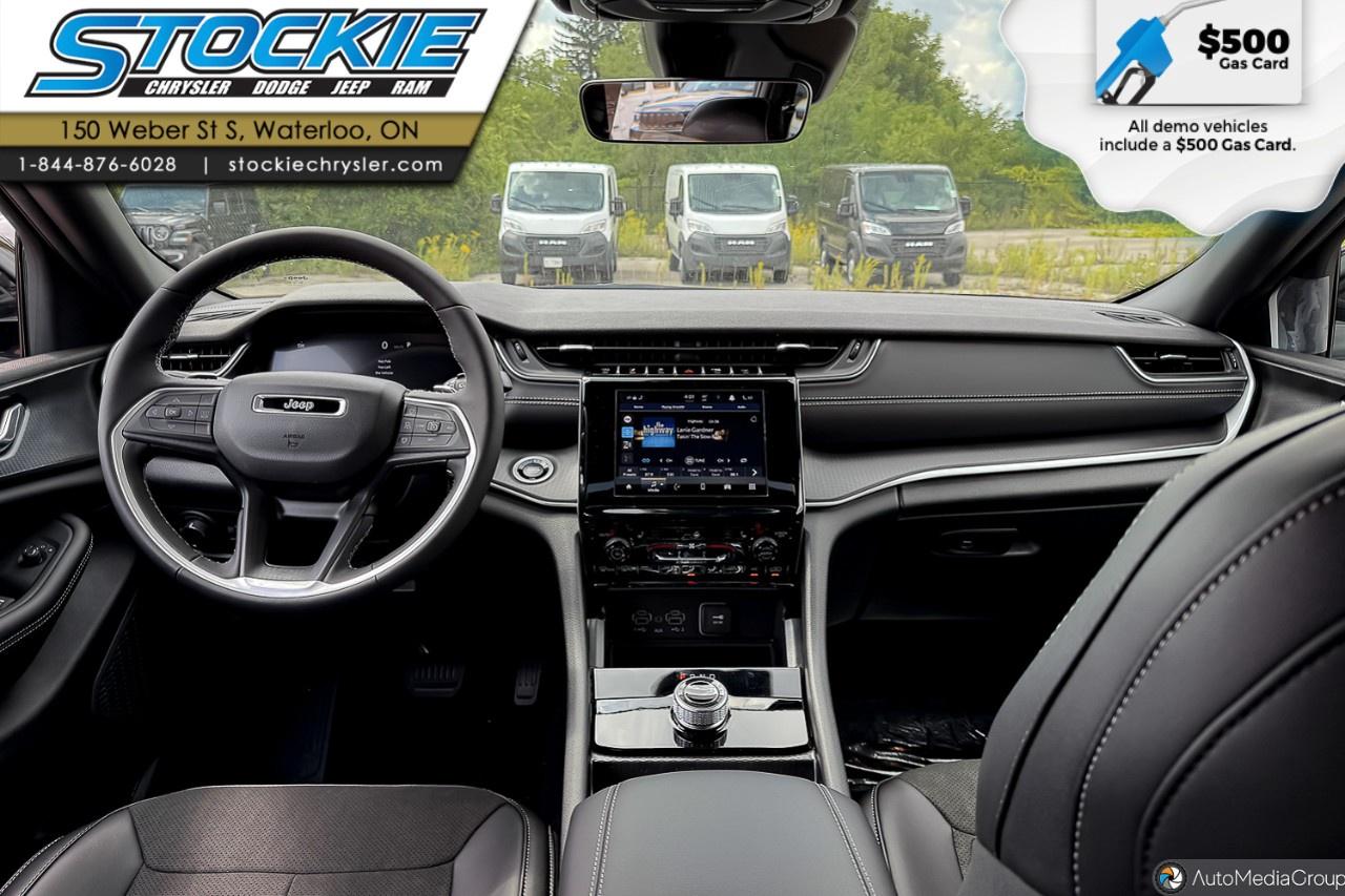 2025 Jeep Grand Cherokee ALTITUDE 4X4 Photo