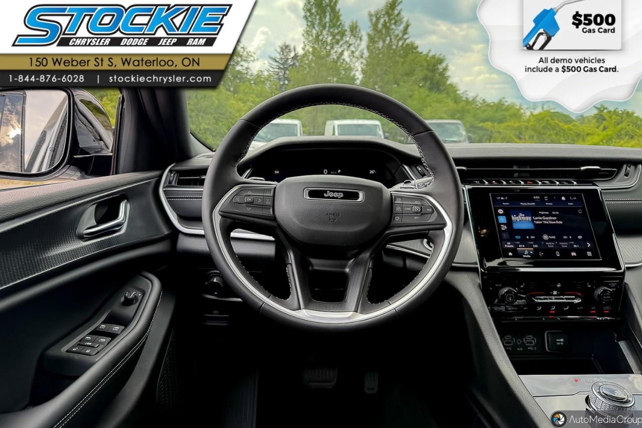 2025 Jeep Grand Cherokee ALTITUDE 4X4 Photo