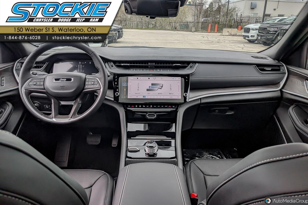 2026 Jeep Grand Cherokee Limited Reserve 4x4 Photo