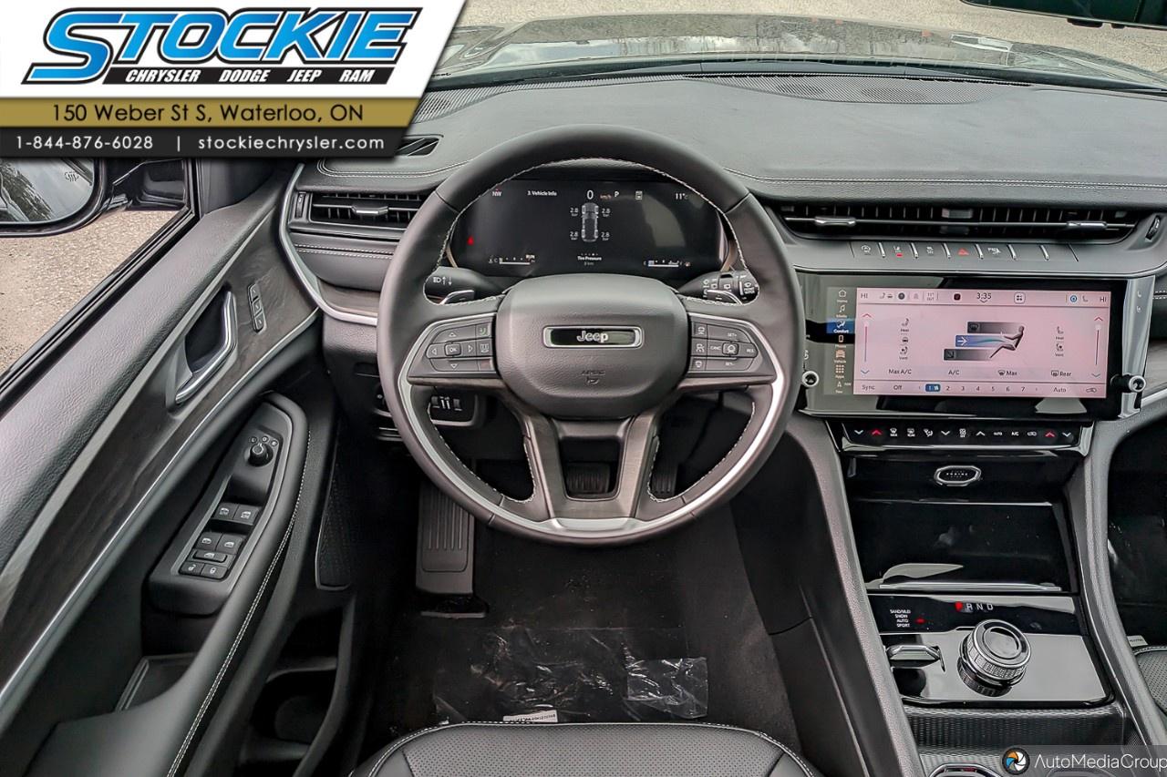 2026 Jeep Grand Cherokee Limited Reserve 4x4 Photo