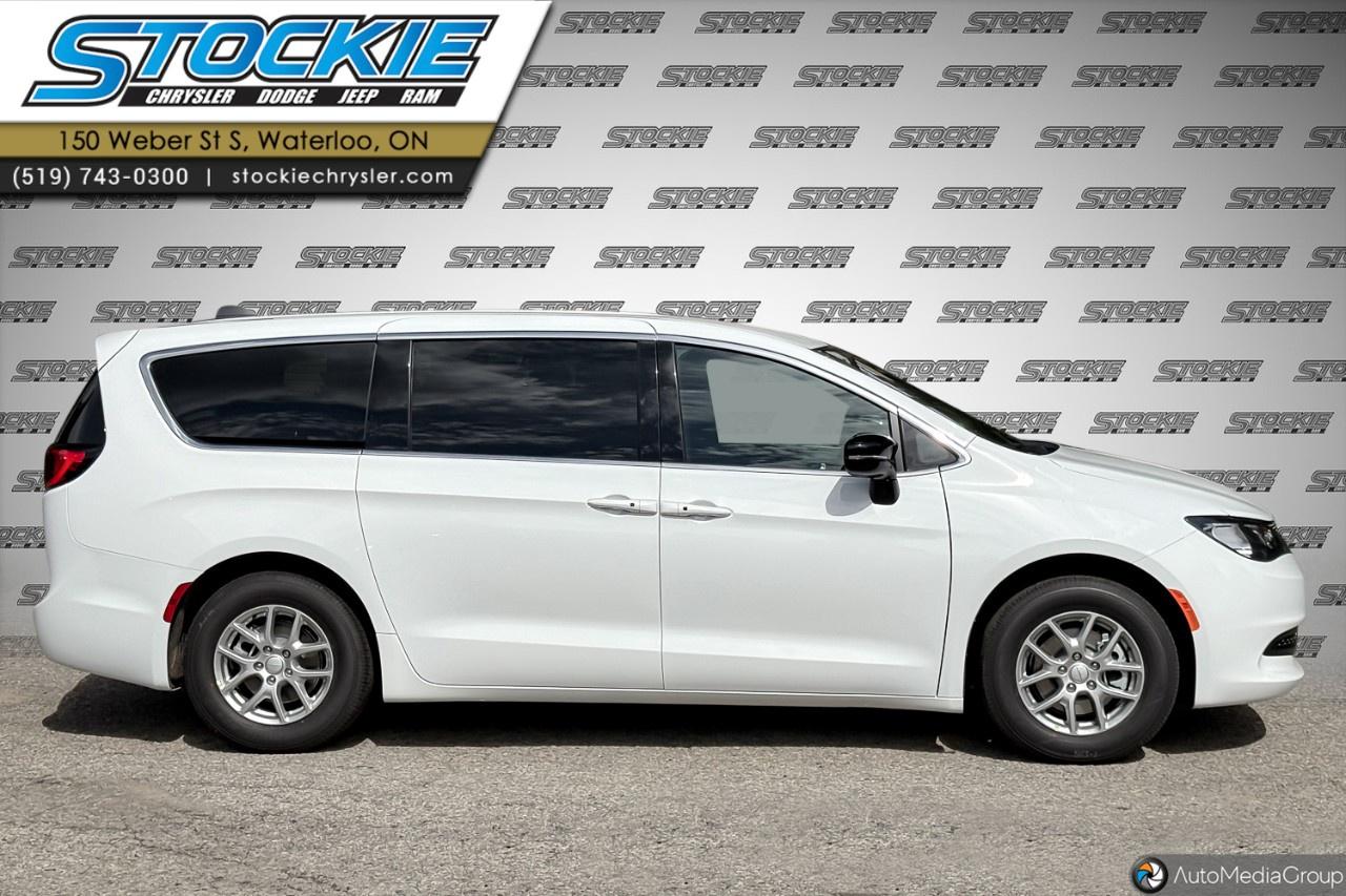 2027 Dodge Grand Caravan SXT 2WD Photo2