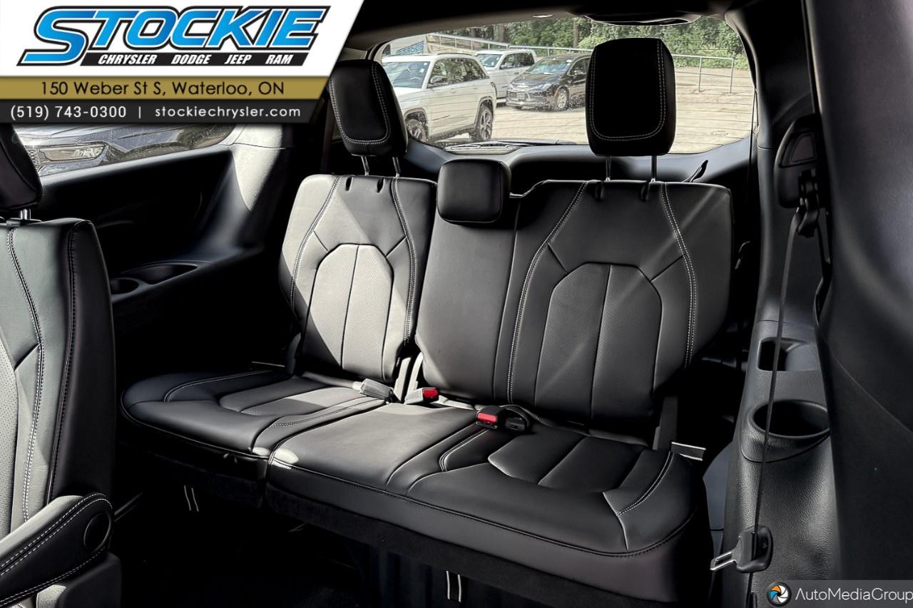 2027 Dodge Grand Caravan SXT 2WD Photo
