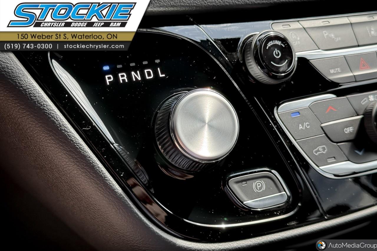 2027 Dodge Grand Caravan SXT 2WD Photo