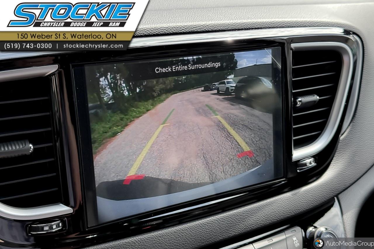 2027 Dodge Grand Caravan SXT 2WD Photo