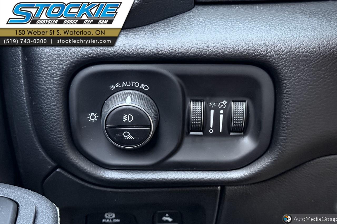 2027 RAM 1500 SPORT 4X4 CREW CAB 5'7" BOX Photo