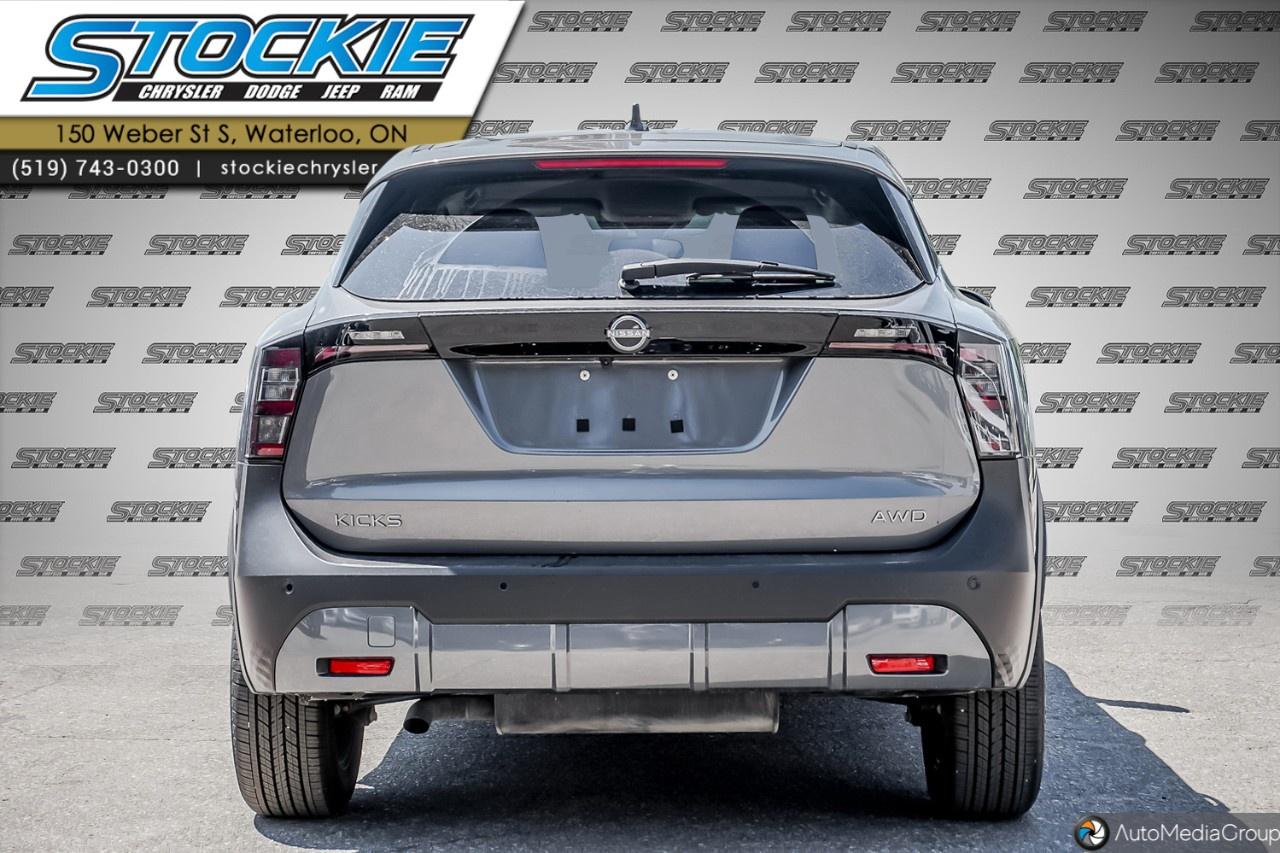 2025 Nissan Kicks SV AWD Photo
