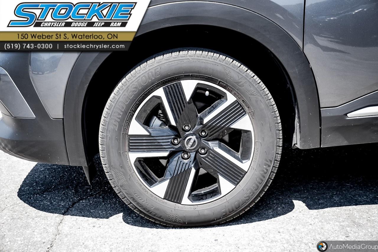 2025 Nissan Kicks SV AWD Photo