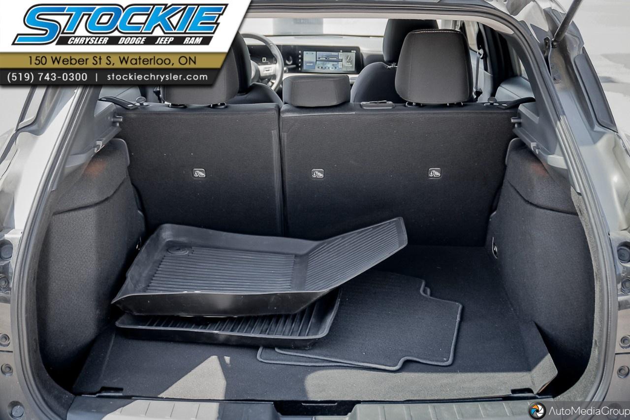 2025 Nissan Kicks SV AWD Photo