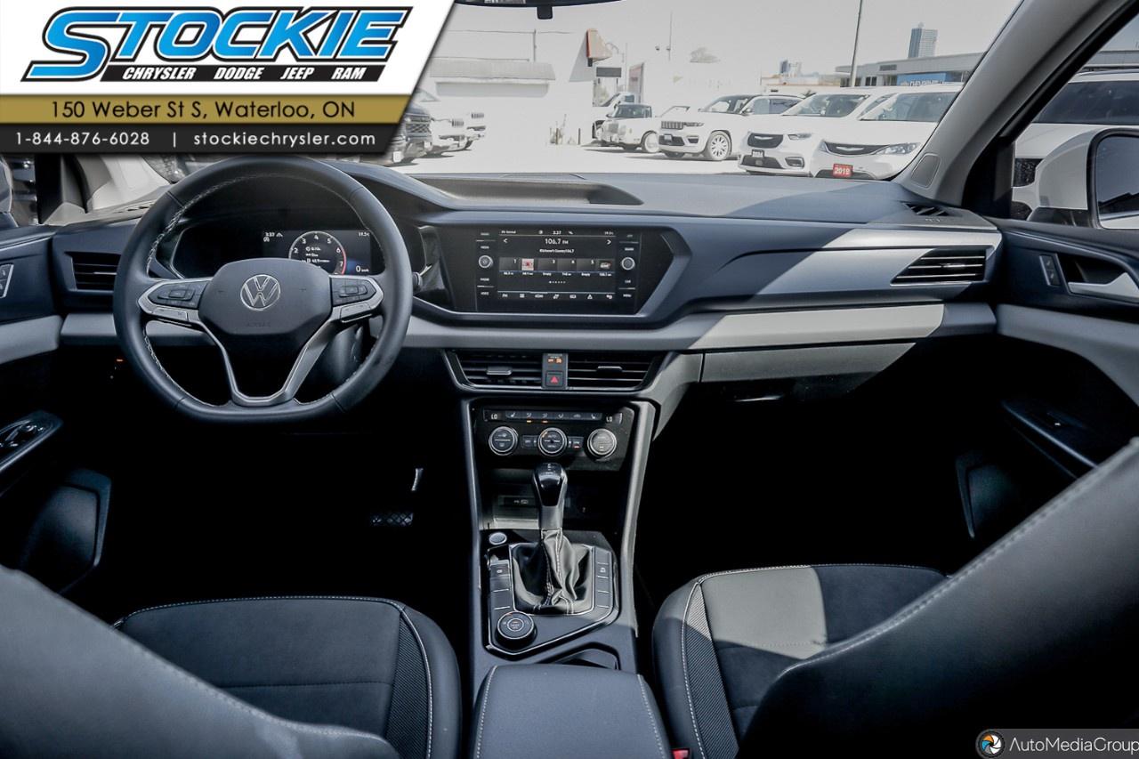 2023 Volkswagen Taos  Photo