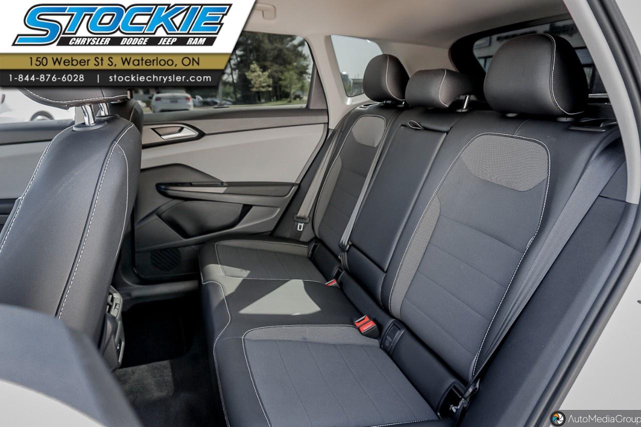 2023 Volkswagen Taos  Photo