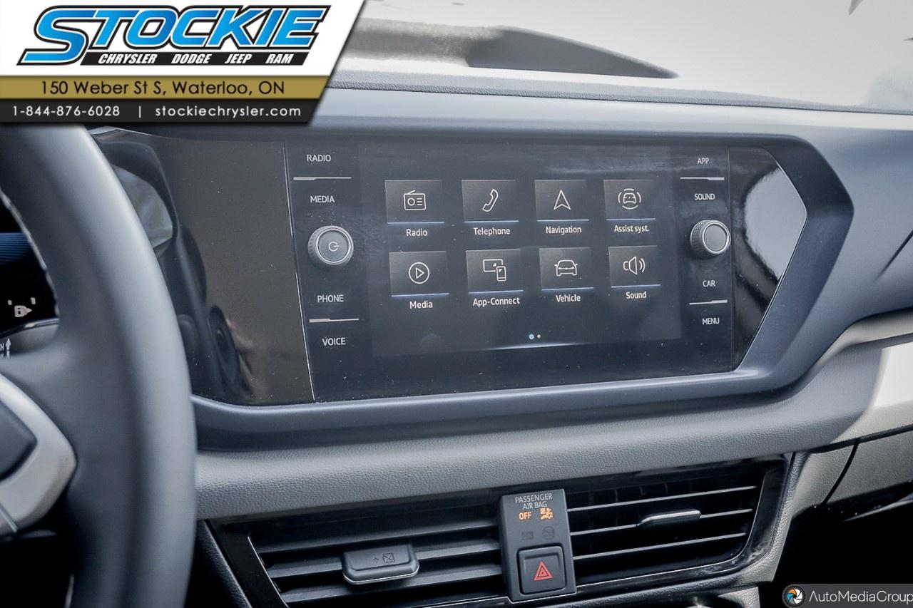 2023 Volkswagen Taos  Photo