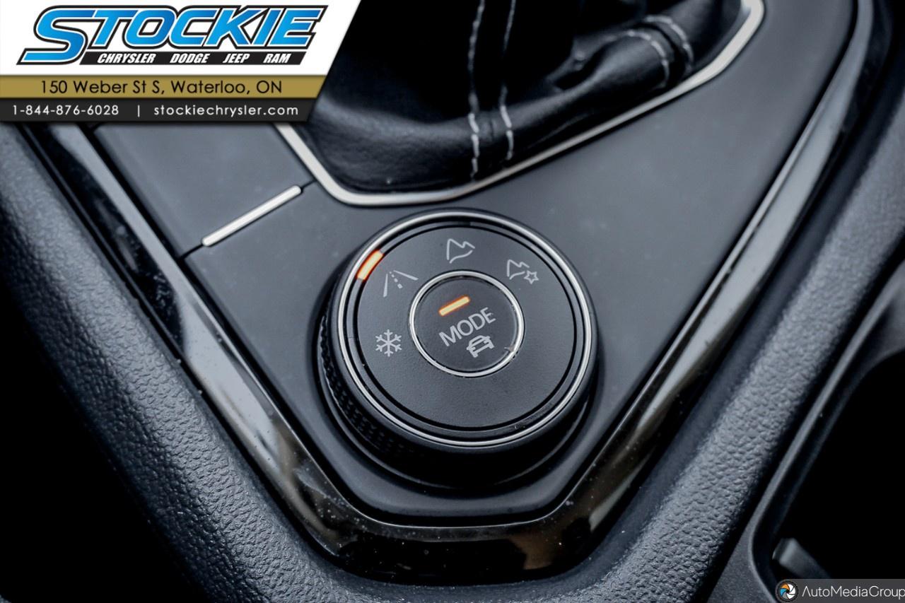 2023 Volkswagen Taos  Photo
