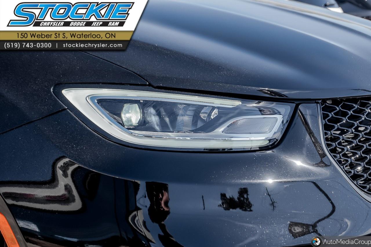 2026 Chrysler Pacifica Limited AWD Photo