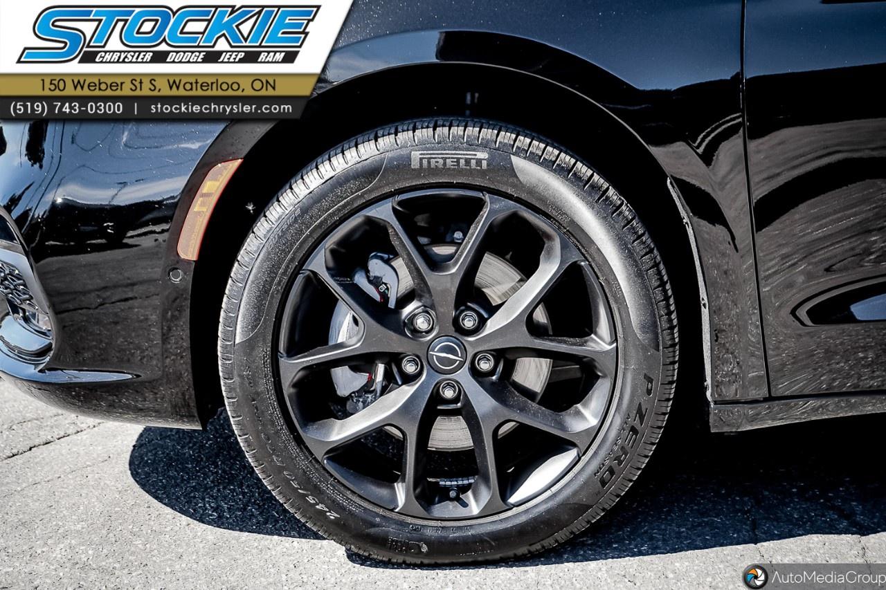 2026 Chrysler Pacifica Limited AWD Photo